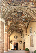Cortile Palazzo Chigi Saracini